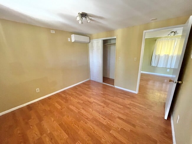 bedroom - 4728 Toland Way