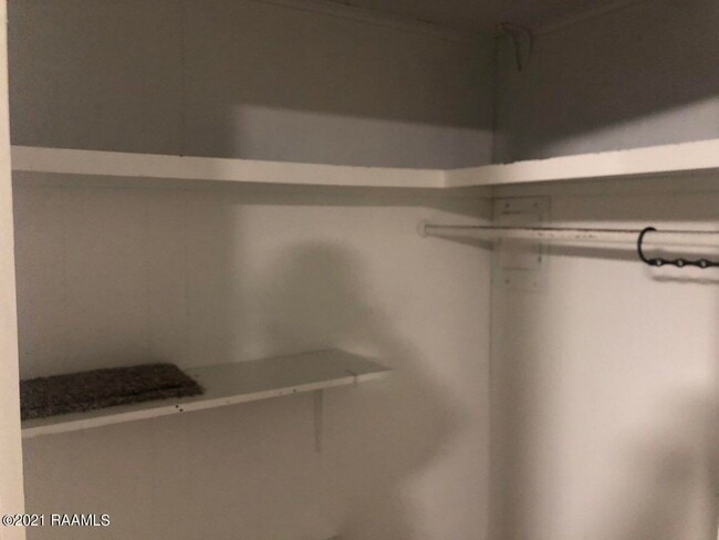 Building Photo - 2809 S Curtis Dr