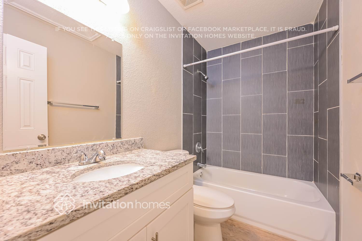 Building Photo - 3289 S Espana Cir