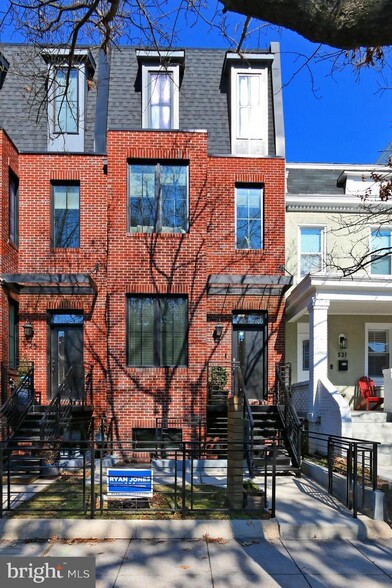 Primary Photo - 523 Longfellow St NW