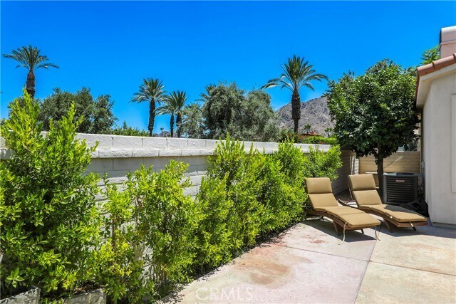 Building Photo - 76956 Comanche Ln