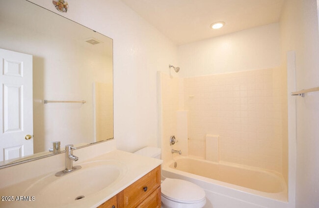 Building Photo - 4925 W Wahalla Ln