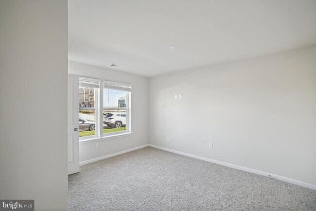 Building Photo - 738 Compass Wy