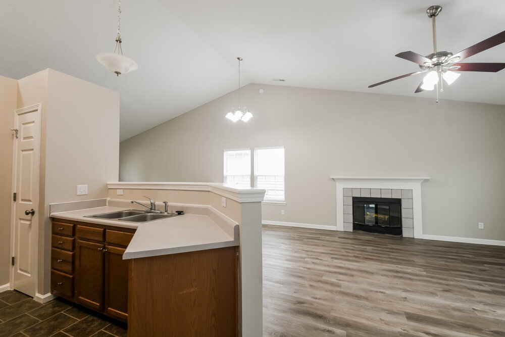 Building Photo - 981 Ariel Way
