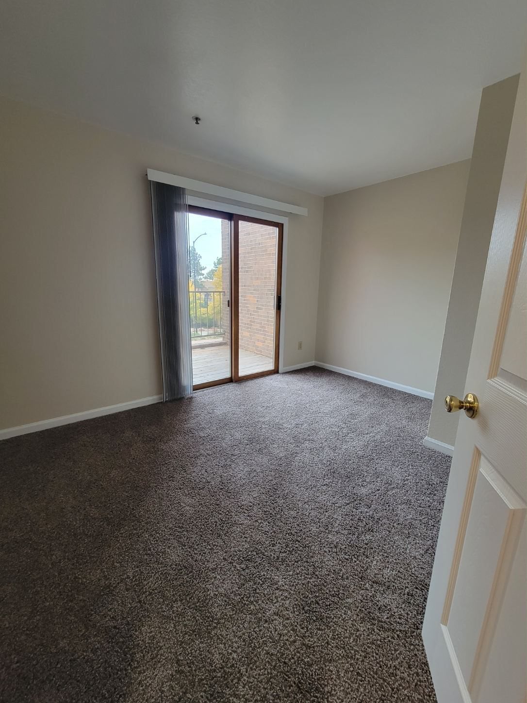 Building Photo - 1085 Broadway St