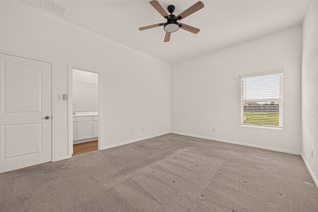 Building Photo - 3242 Spanish Oak Ln