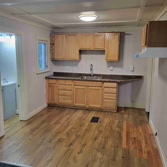 Building Photo - 1218 Vincent Ct