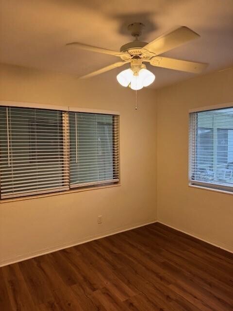 Building Photo - 1911 NE 8th Ct