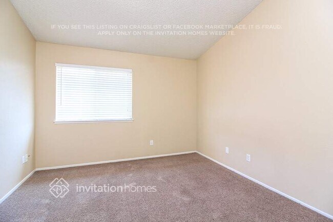 Building Photo - 11671 Oak Knoll Ct