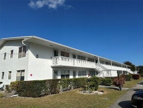 Building Photo - 89 Berkshire D