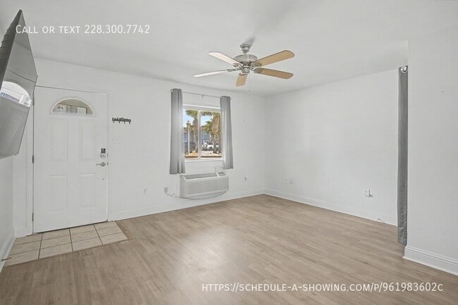 Building Photo - 1664 Beach Blvd