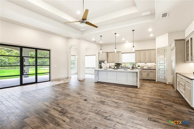 Building Photo - 2447 Wallaby Cir