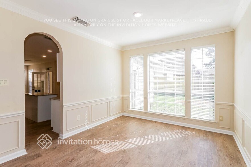 Building Photo - 7419 Pleasant Ridge Dr