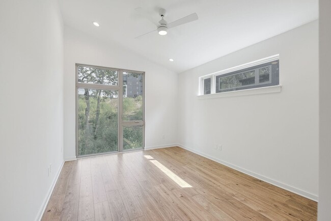 Building Photo - High View Neighborhood - Single-Family Home for Lease