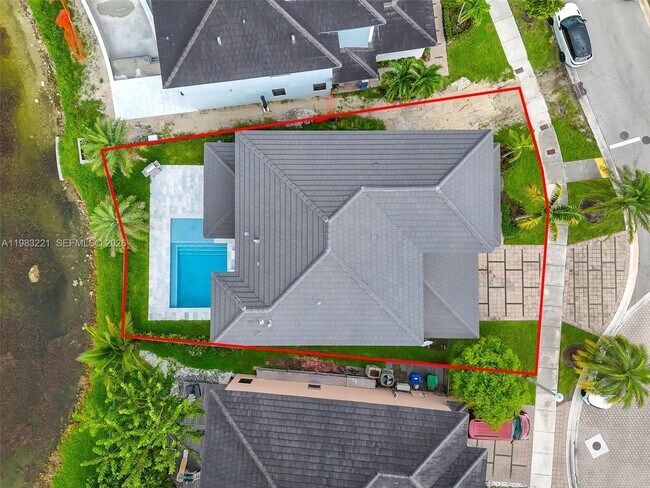 Building Photo - 15540 NW 88th Ave