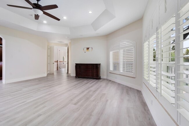 Building Photo - 6301 SW 58th Ct