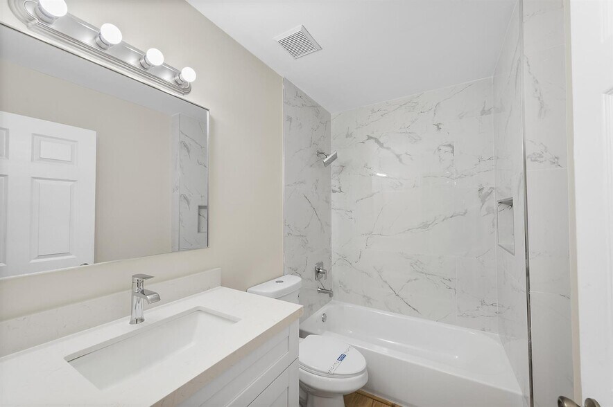 Building Photo - 2641 Regalia Way