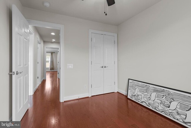 Building Photo - 42735 Telford Terrace