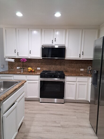 Building Photo - 4190 Lautrec Dr