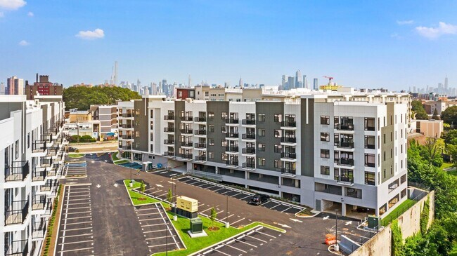 Building Photo - 5711 John F. Kennedy Blvd