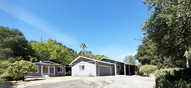 Building Photo - 10035 Geri Ln