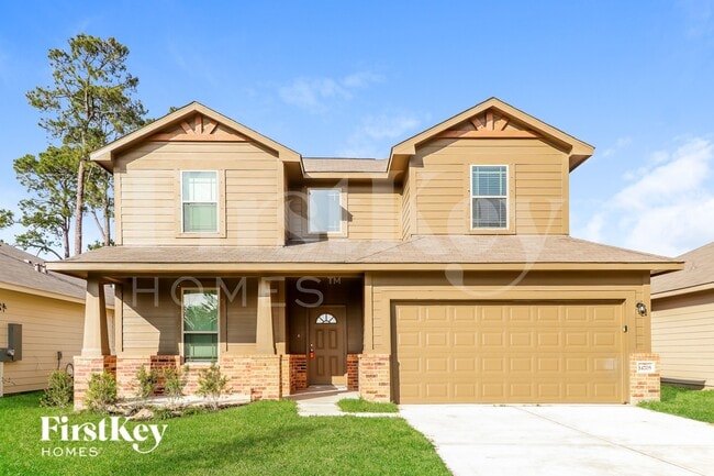 Building Photo - 14705 Country Club Dr