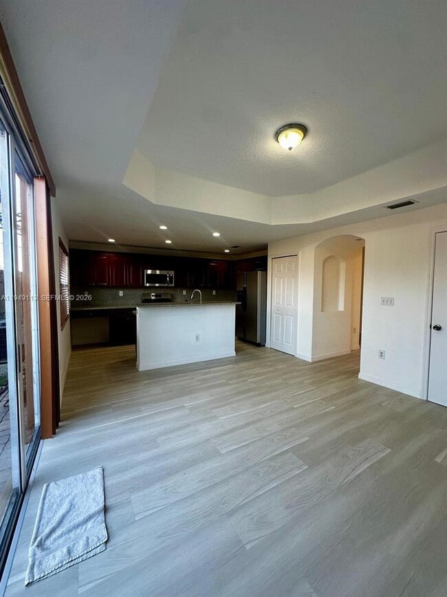 Building Photo - 15205 SW 30th Terrace