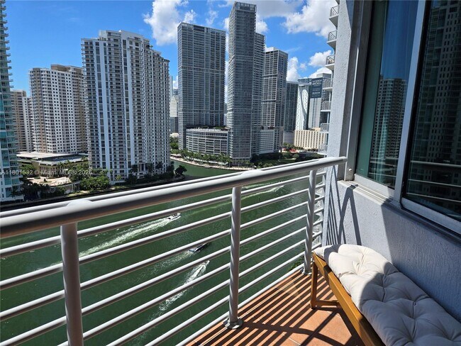 Building Photo - 335 S Biscayne Blvd