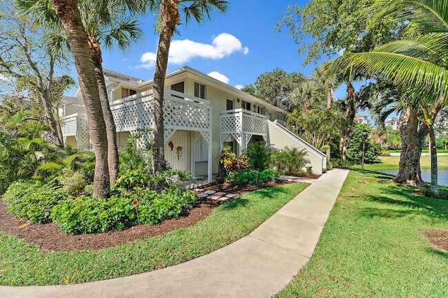 Building Photo - 353 S US Hwy 1