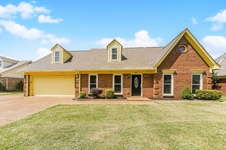 Building Photo - Spacious 4 Bedroom Memphis Home
