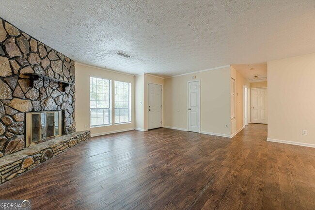 Building Photo - 3256 Brisbane Way