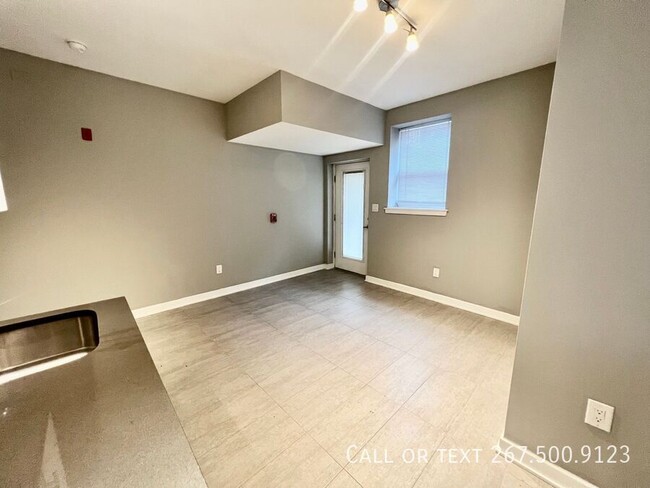 Building Photo - New Construction. Cozy Studio. Walk to sch...