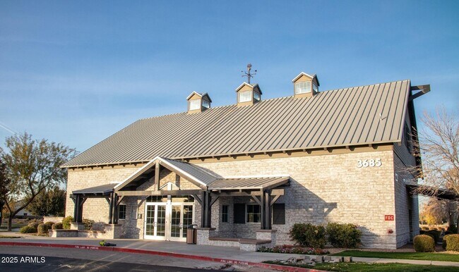 Building Photo - 4138 E Thunderheart Trail