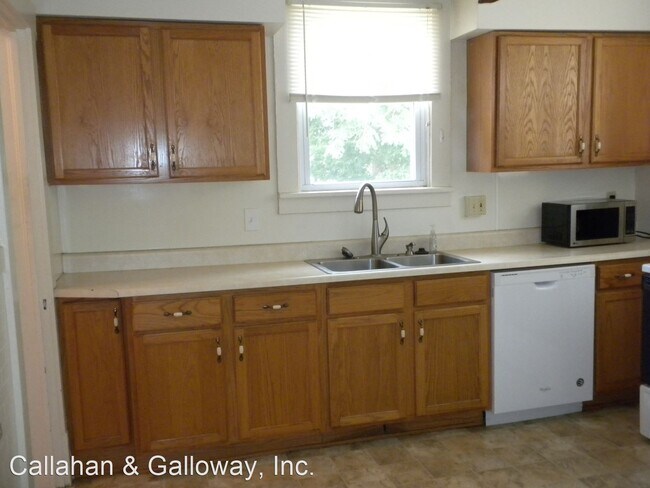 Building Photo - 4 br, 2 bath House - 1407 Bass Ave.