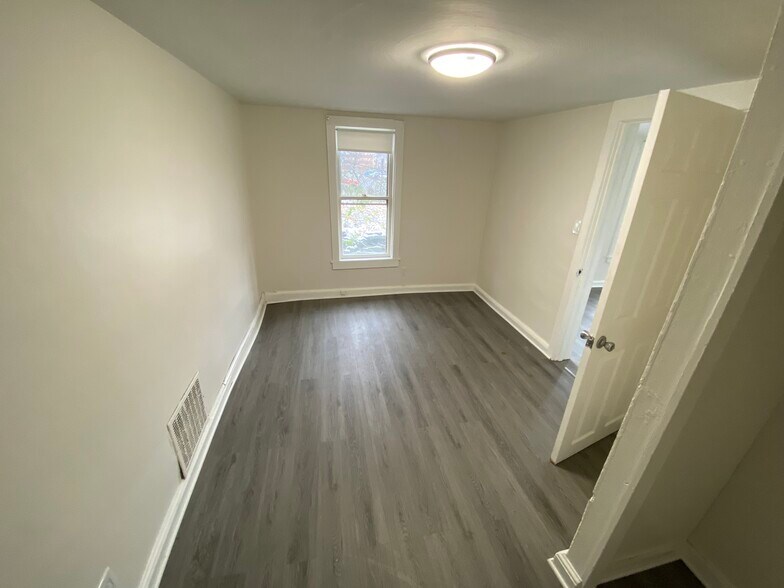 Building Photo - 98 Pennsylvania Ave