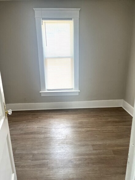 Building Photo - 820 Wayne St