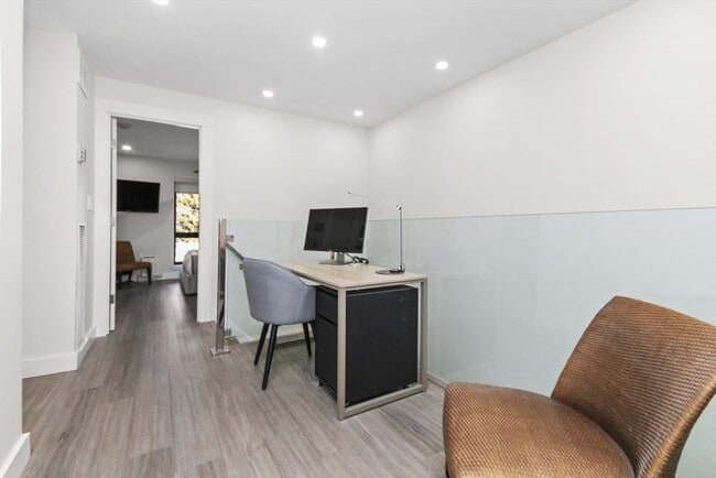 Building Photo - 199 Coolidge Ave