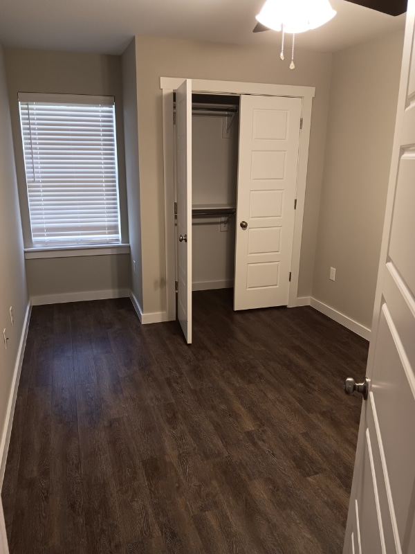 Building Photo - 3320 Robin Ln