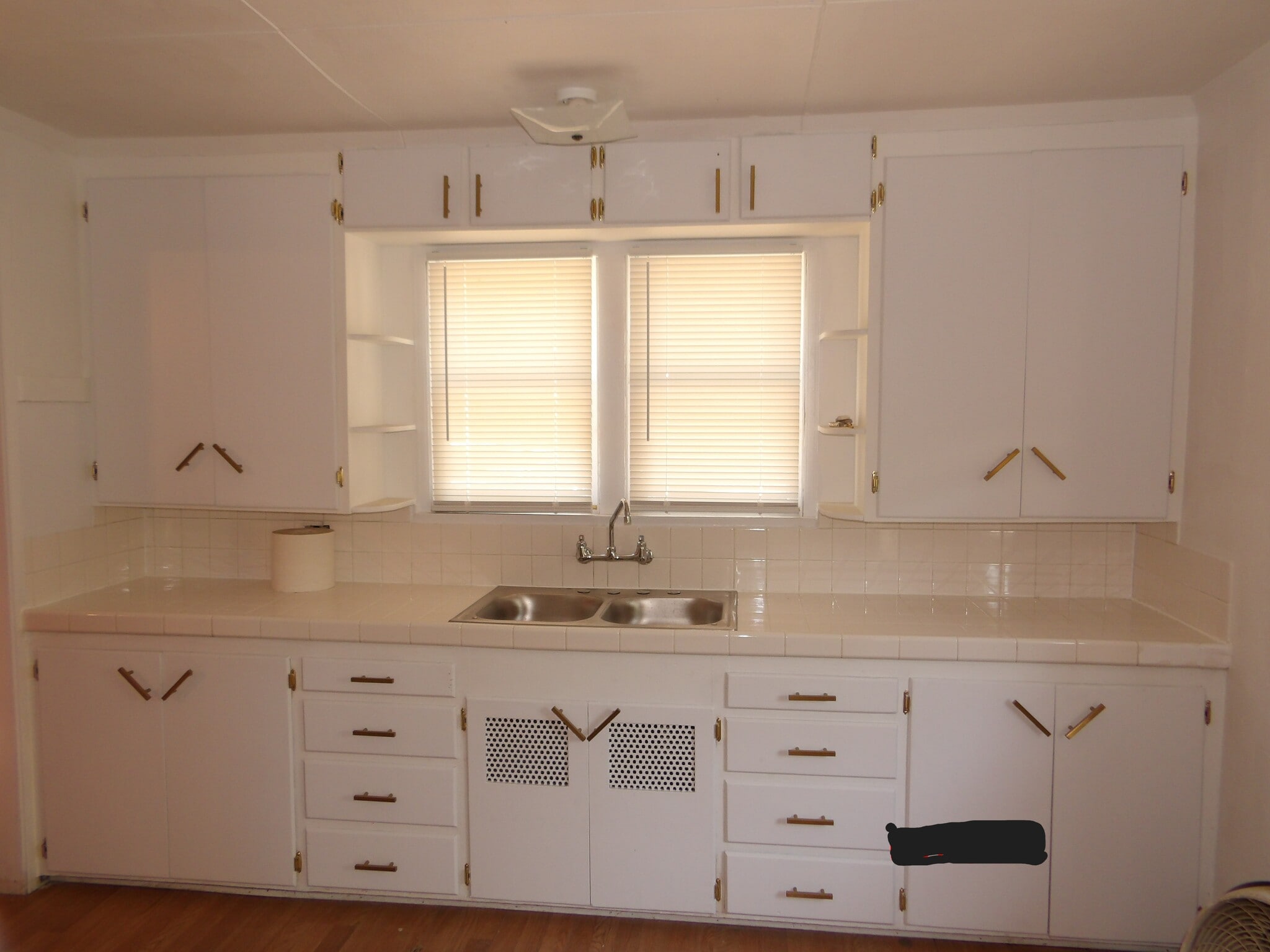 Building Photo - 18095 Brightman Ave