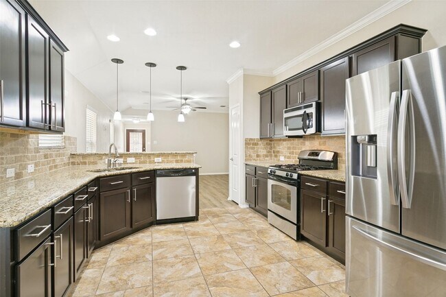 Building Photo - 2813 Houston Wood Dr