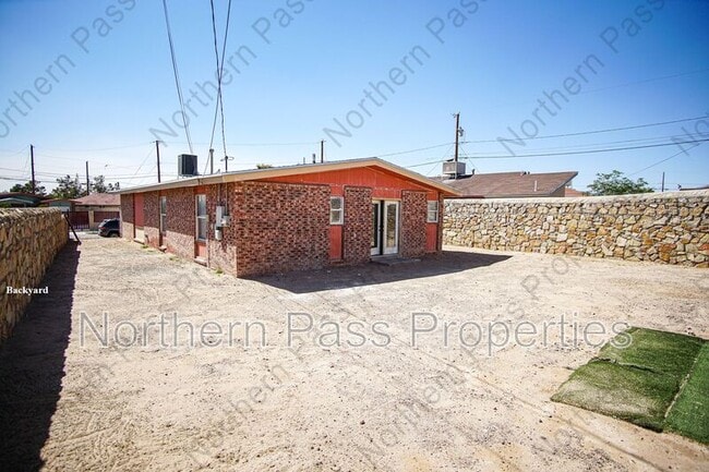 Building Photo - 284 Sandy Hills Ln