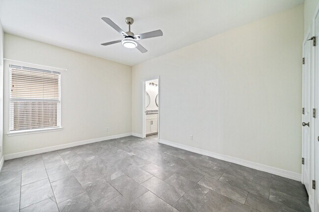 Building Photo - 3922 Pennine Way