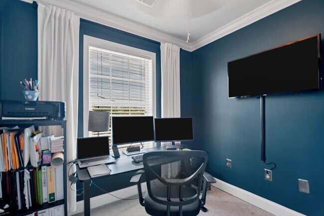 Building Photo - 5213 D St SE