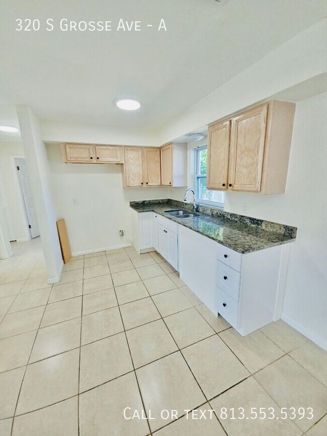 Building Photo - 320 S Grosse Ave