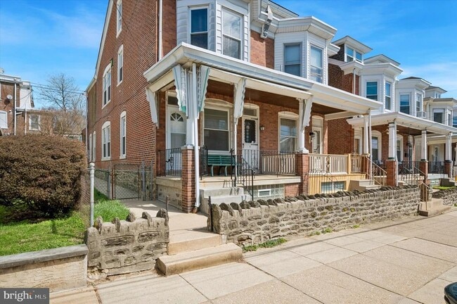 Building Photo - 4319 Mitchell St