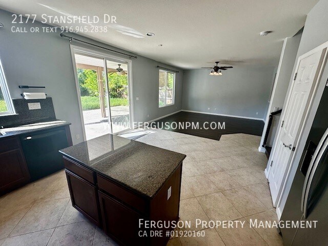 Building Photo - 2177 Stansfield Dr
