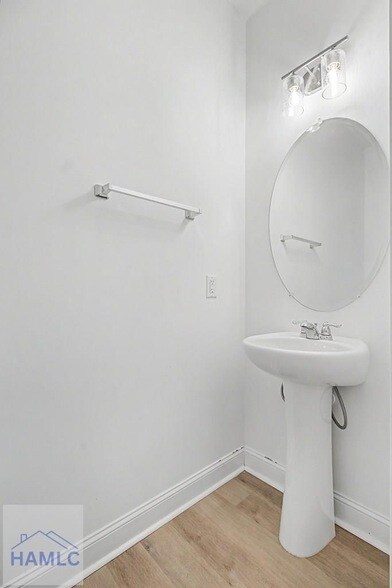 Building Photo - 76 St John's Ct