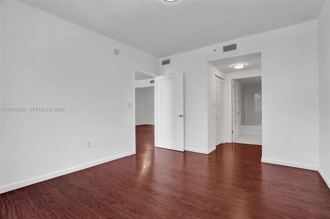 Building Photo - 18800 NE 29th Ave