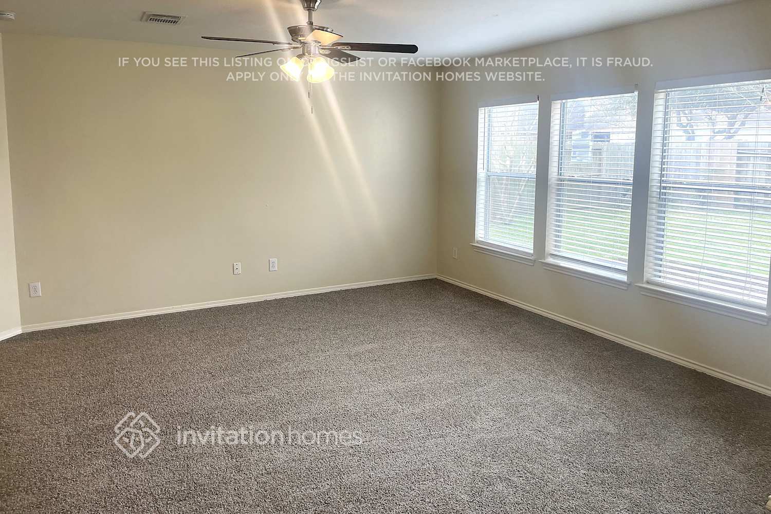 Building Photo - 3208 Waterglen Ct