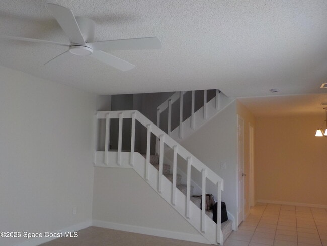 Building Photo - 3711 Vista Oaks Cir NE
